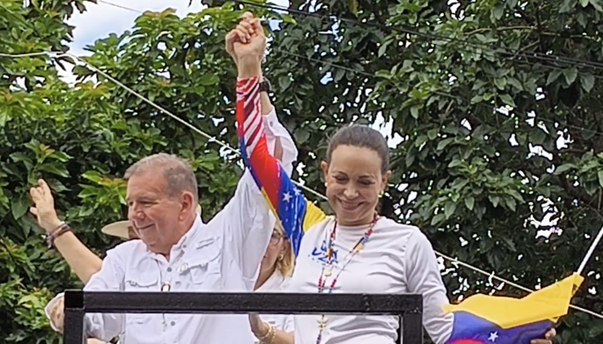 Edmundo y María Corina recorrieron Carabobo esquivando obstáculos