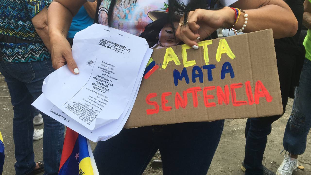 Carabobeños protestaron contra sentencia del TSJ y exigen publicación de las actas del 28J