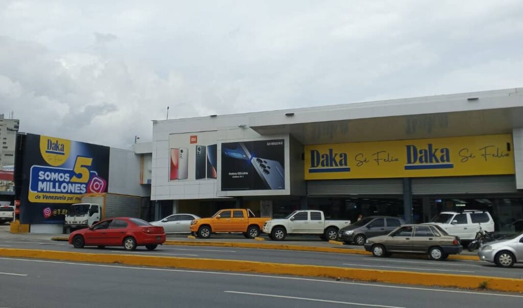 Daka celebró 5 millones de seguidores en Instagram y se posiciona como la primera tienda en su rubro en alcanzar esta cifra 2 Daka tienda de electrodomesticos 1