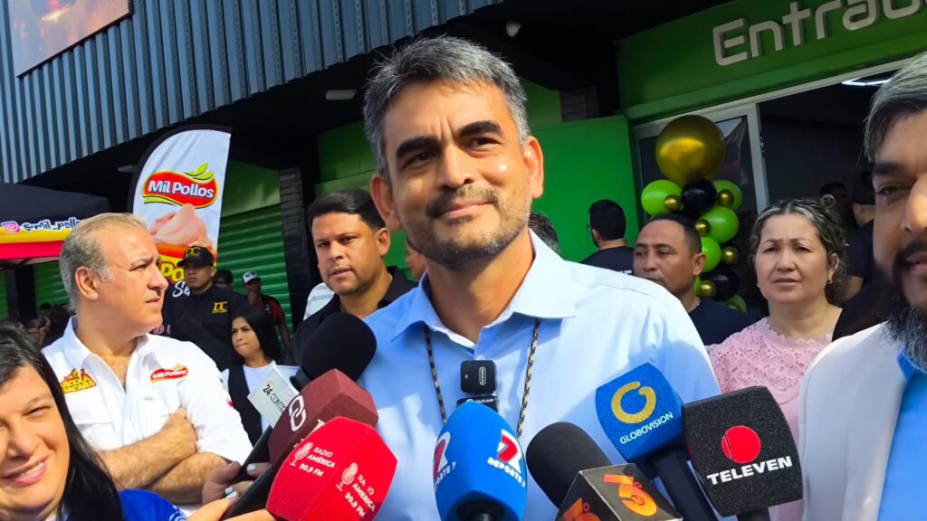 Patino Gerente General de Granja Mercado